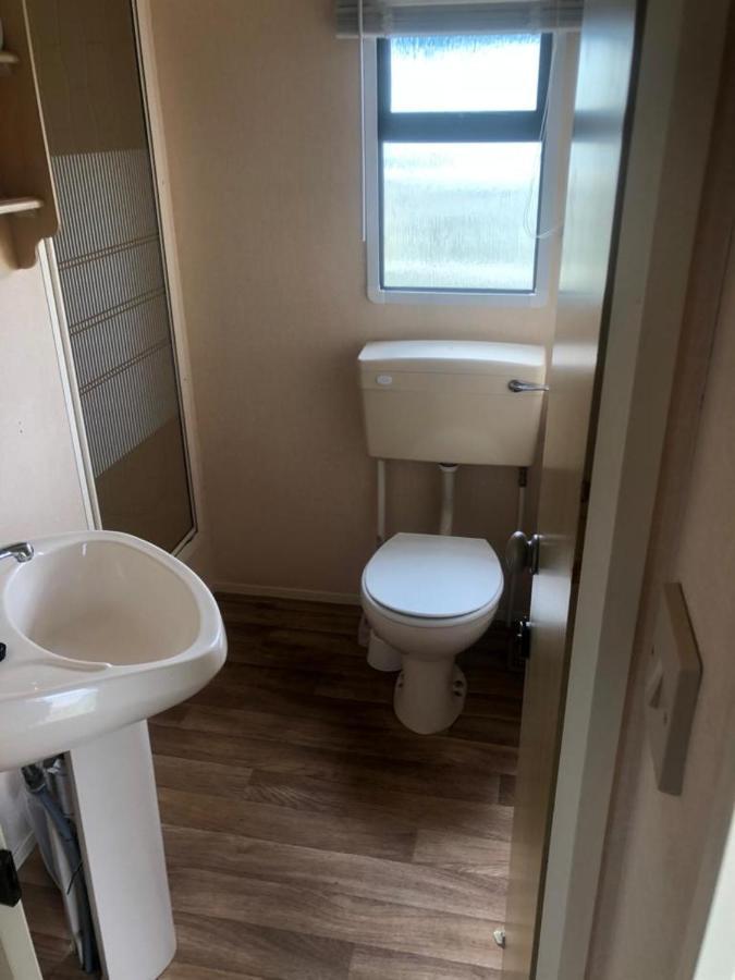 A4 The Chase 6 Berth Pet Friendly Caravan With Decking Ingoldmells Exterior photo